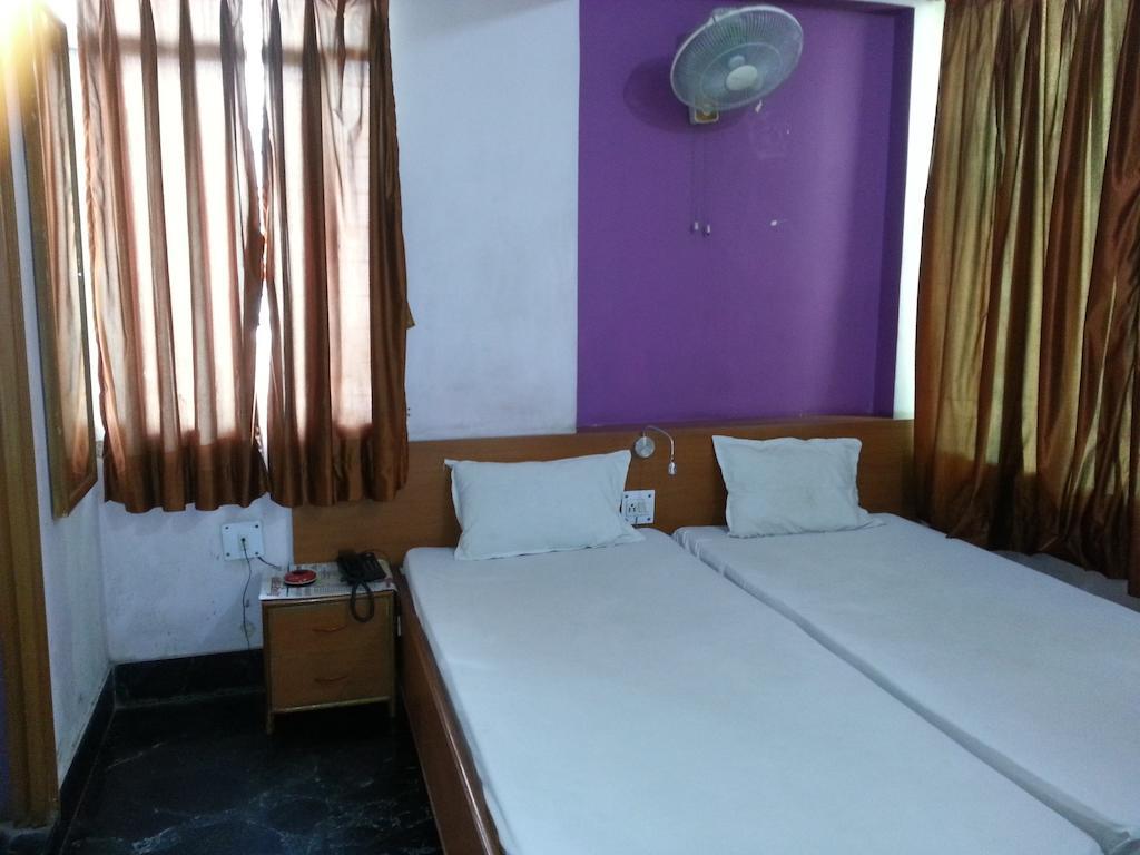 Hotel Marina Inn Dhanbād 객실 사진