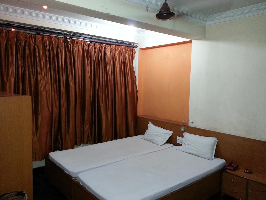 Hotel Marina Inn Dhanbād 객실 사진